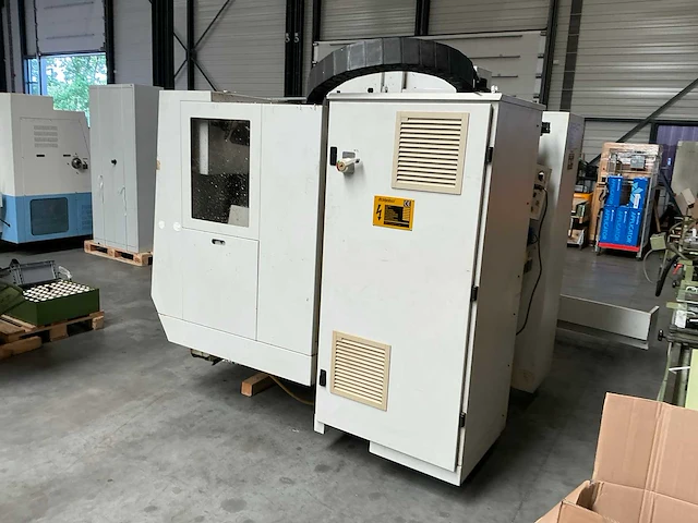 1999 bridgeport vmc 600-22 cnc bewerkingscentrum - afbeelding 15 van  19