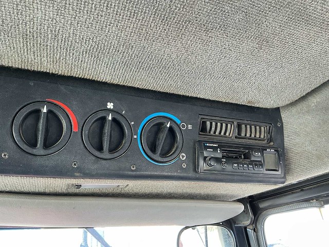 1999 case ih 4230 xl vierwielaangedreven landbouwtractor - afbeelding 16 van  25