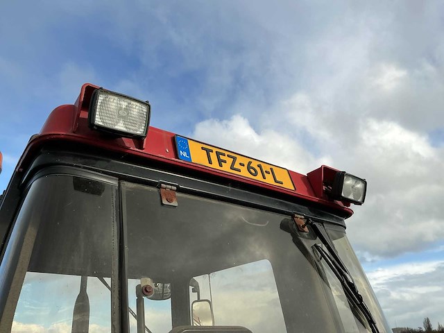 1999 case ih 4230 xl vierwielaangedreven landbouwtractor - afbeelding 23 van  25