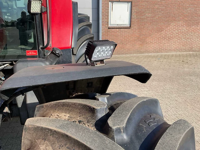 1999 case ih mx 135 vierwielaangedreven landbouwtractor - afbeelding 4 van  33