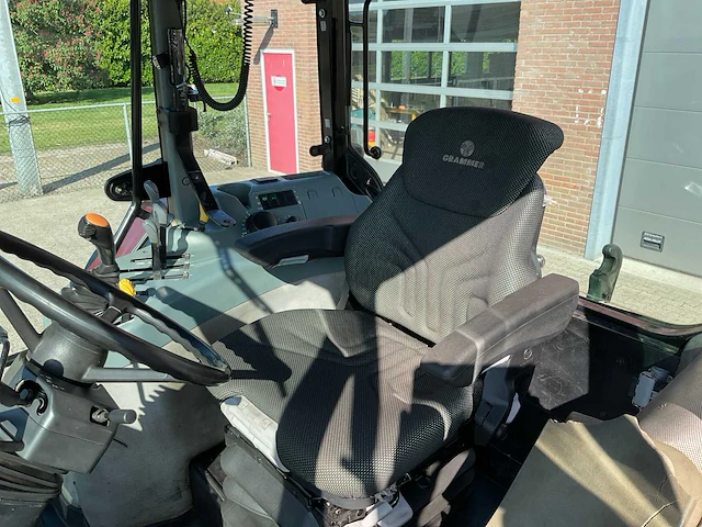 1999 case ih mx 135 vierwielaangedreven landbouwtractor - afbeelding 17 van  33