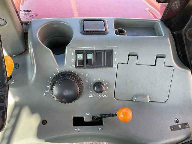 1999 case ih mx 135 vierwielaangedreven landbouwtractor - afbeelding 19 van  33