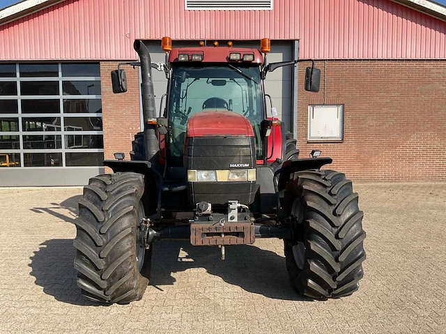 1999 case ih mx 135 vierwielaangedreven landbouwtractor - afbeelding 23 van  33