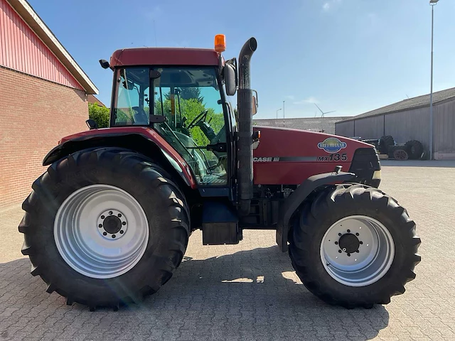 1999 case ih mx 135 vierwielaangedreven landbouwtractor - afbeelding 29 van  33