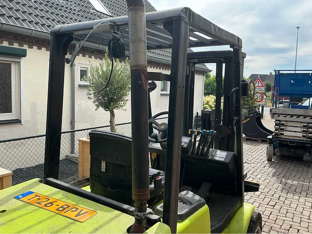 1999 clark cdp30h vorkheftruck - afbeelding 7 van  15