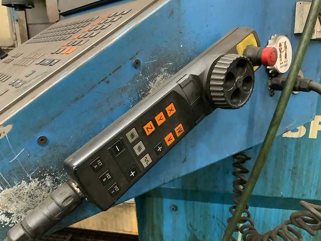 1999 cme bf-04 cnc bedfreesmachine - afbeelding 11 van  46