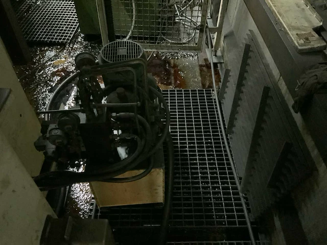 1999 cme bf-04 cnc bedfreesmachine - afbeelding 17 van  46