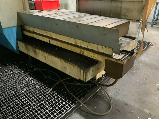 1999 cme bf-04 cnc bedfreesmachine - afbeelding 22 van  46
