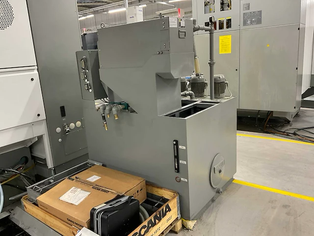 1999 deckel dmc 100v hi-dyn cnc freesmachine - afbeelding 8 van  44