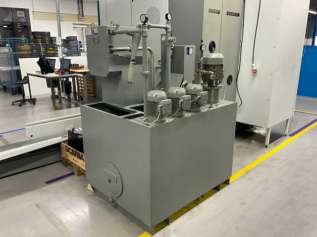 1999 deckel dmc 100v hi-dyn cnc freesmachine - afbeelding 9 van  44