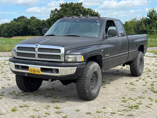 1999 dodge ram 2500 5.9 cummins - afbeelding 1 van  27