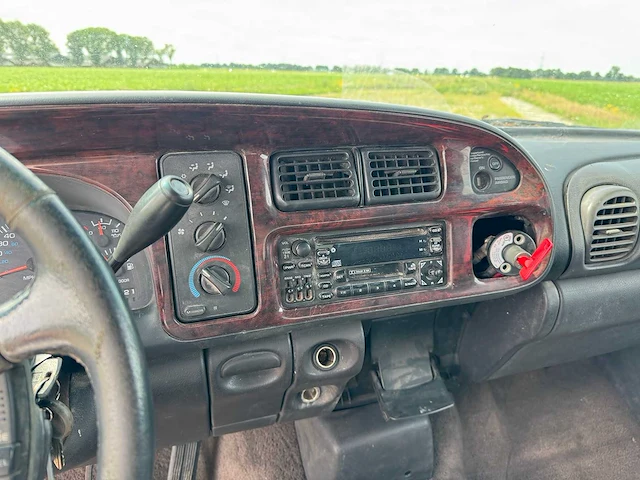 1999 dodge ram 2500 5.9 cummins - afbeelding 13 van  27