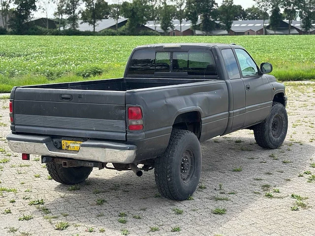 1999 dodge ram 2500 5.9 cummins - afbeelding 20 van  27