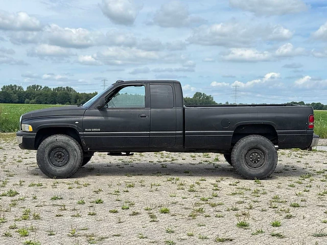1999 dodge ram 2500 5.9 cummins - afbeelding 12 van  27