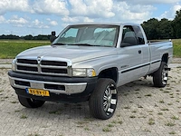 1999 dodge ram 2500 v10 magnum - afbeelding 1 van  30