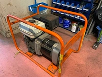 1999 europower ep 4100 noodstroomaggregaat - afbeelding 1 van  3