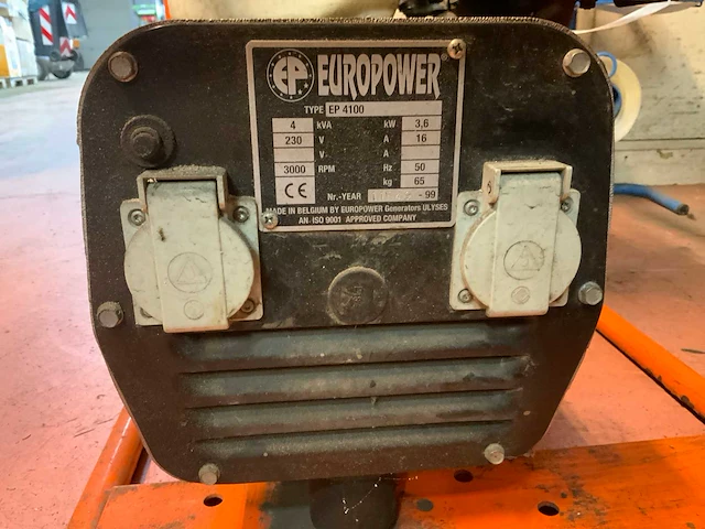 1999 europower ep 4100 noodstroomaggregaat - afbeelding 3 van  3