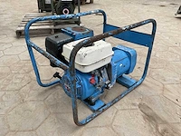 1999 europower ep4100 stroomgenerator - afbeelding 1 van  6