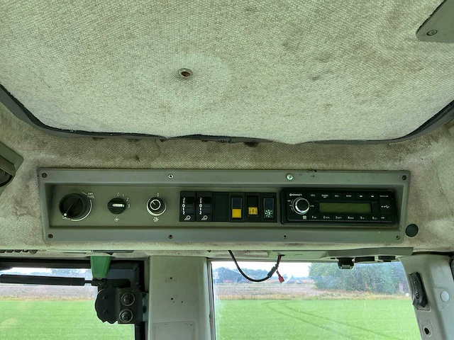 1999 fendt favorit 822 turboshift vierwielaangedreven landbouwtractor - afbeelding 22 van  42