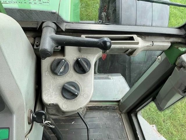1999 fendt favorit 822 turboshift vierwielaangedreven landbouwtractor - afbeelding 26 van  42
