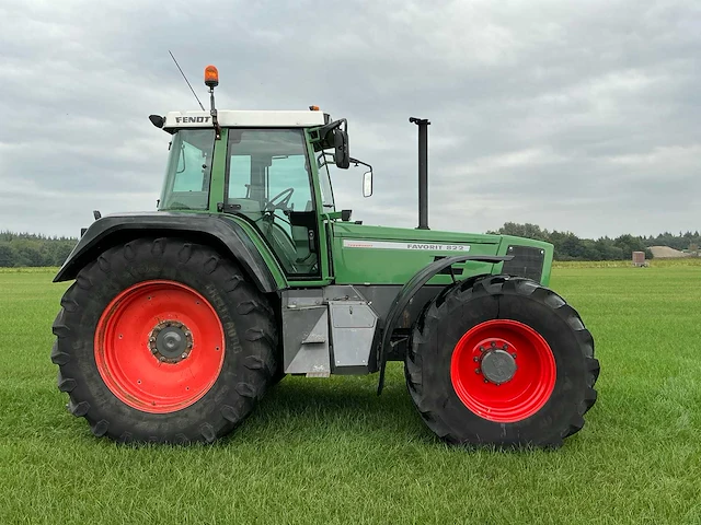 1999 fendt favorit 822 turboshift vierwielaangedreven landbouwtractor - afbeelding 34 van  42