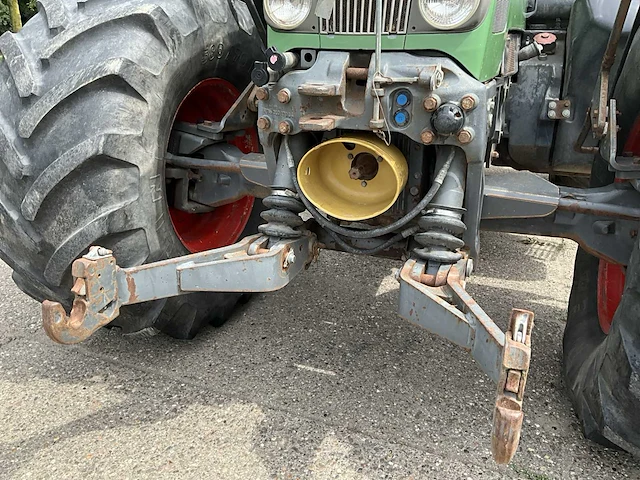 1999 fendt vario favorit 716 vierwielaangedreven landbouwtractor - afbeelding 26 van  37