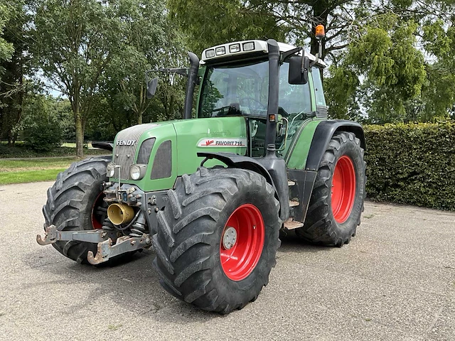 1999 fendt vario favorit 716 vierwielaangedreven landbouwtractor - afbeelding 2 van  37