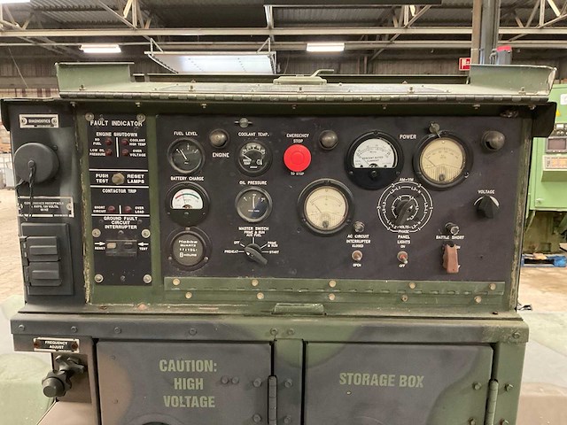 1999 fermont division mep-802a stroomgenerator op aanhangwagen - afbeelding 9 van  16