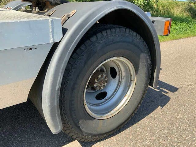 1999 ford f 350 opleggertrekker - afbeelding 28 van  39
