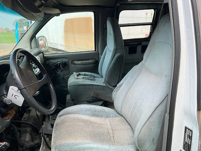 1999 gmc chevrolet 3500 camper - afbeelding 34 van  36