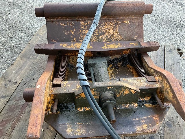 1999 hydraulische snelwissel cw40 - afbeelding 9 van  10