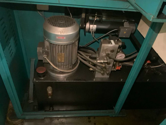 1999 indumasch hp 750 cnc/z ponsmachine - afbeelding 10 van  23