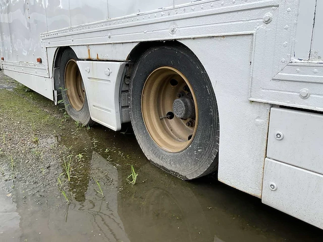 1999 kaessbohrer sp8-14l gesloten auto-transport oplegger - afbeelding 7 van  34