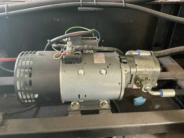1999 kaessbohrer sp8-14l oplegger - afbeelding 33 van  50