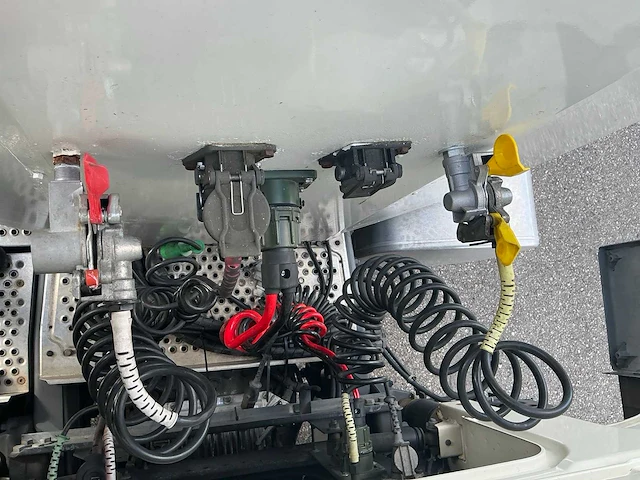 1999 kaessbohrer sp8-14l oplegger - afbeelding 39 van  50