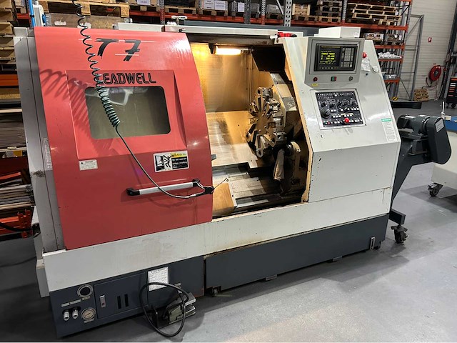1999 leadwell t7 cnc-draaibank - afbeelding 1 van  16