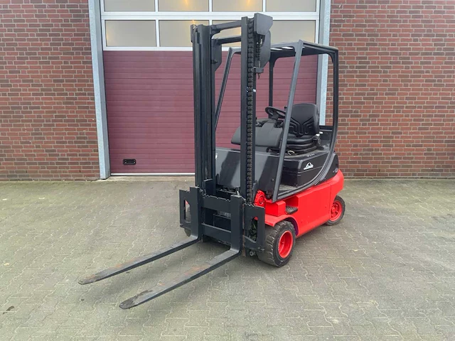 1999 linde e18p-02 vorkheftruck - afbeelding 1 van  20