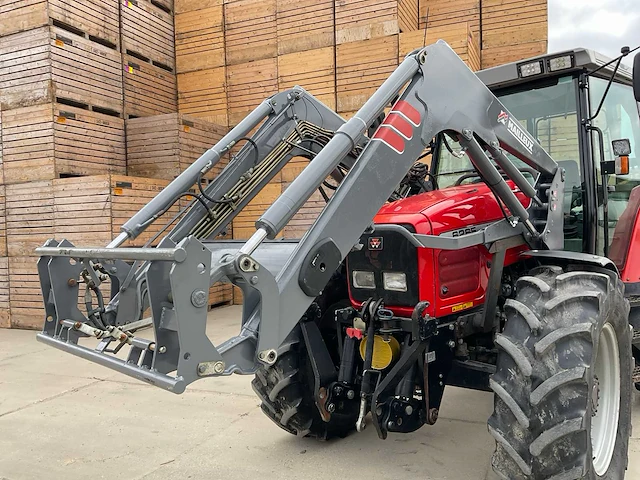 1999 massey ferguson 6265 vierwielaangedreven landbouwtractor - afbeelding 4 van  43
