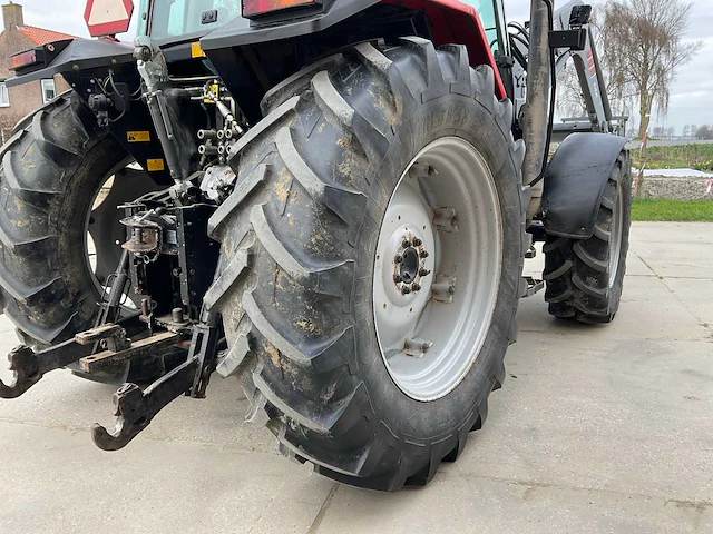 1999 massey ferguson 6265 vierwielaangedreven landbouwtractor - afbeelding 13 van  43