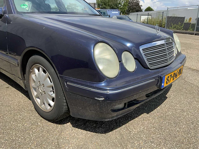 1999 mercedes-benz e-klasse 240 personenauto - afbeelding 47 van  49