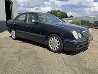 1999 mercedes-benz e-klasse 240 personenauto - afbeelding 2 van  49
