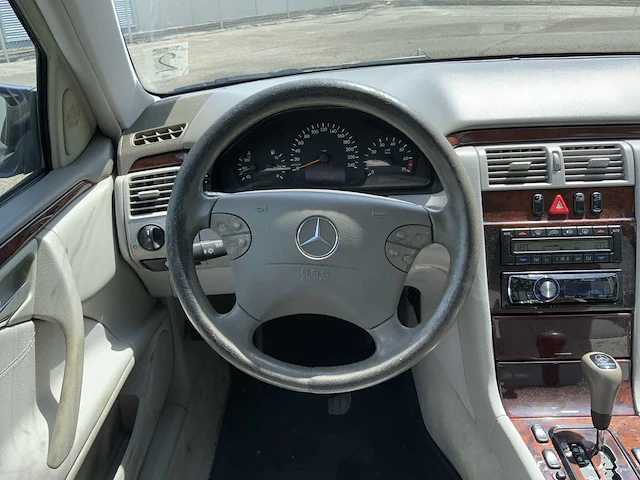 1999 mercedes-benz e-klasse 240 personenauto - afbeelding 32 van  49