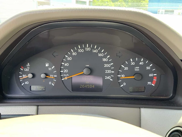 1999 mercedes-benz e-klasse 240 personenauto - afbeelding 37 van  49
