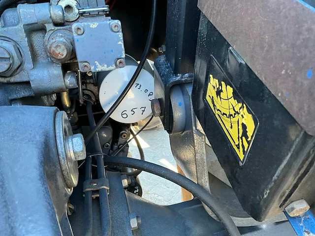 1999 new holland 8160 vierwielaangedreven landbouwtractoren - afbeelding 18 van  42