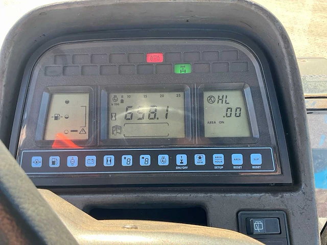 1999 new holland 8160 vierwielaangedreven landbouwtractoren - afbeelding 25 van  42