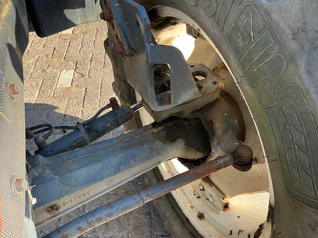 1999 new holland ts110 vierwielaangedreven landbouwtractor - afbeelding 9 van  43