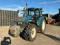 1999 new holland ts110 vierwielaangedreven landbouwtractor - afbeelding 1 van  43