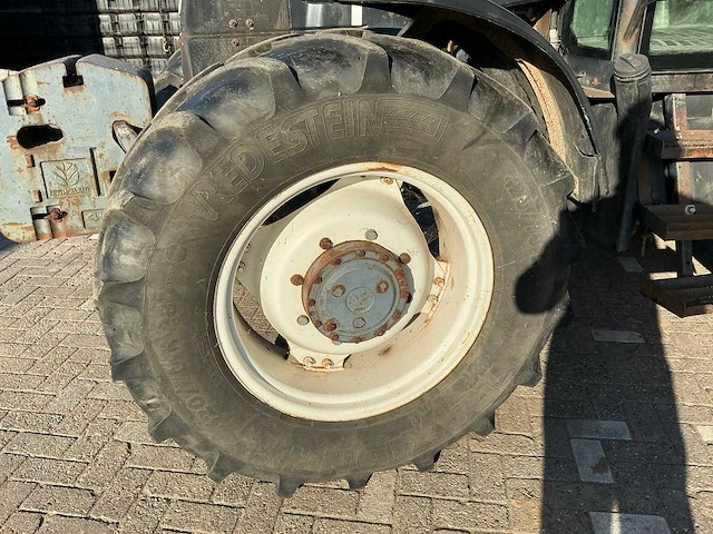 1999 new holland ts110 vierwielaangedreven landbouwtractor - afbeelding 16 van  43