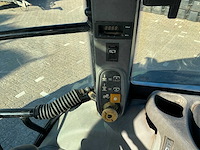 1999 new holland ts110 vierwielaangedreven landbouwtractor - afbeelding 25 van  43