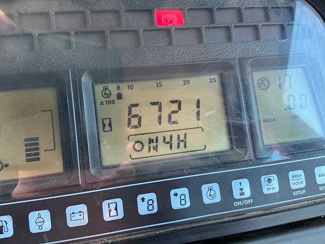 1999 new holland ts110 vierwielaangedreven landbouwtractor - afbeelding 36 van  43